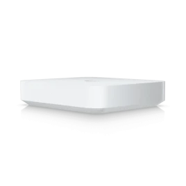 Маршрутизатор/ Multi-WAN, independent gateway featuring a 1.5GHz quad-core processor, 1x 2.5Gbps WAN and 4x 2.5Gbps LAN ports, with one of the LAN ports remappable to WAN