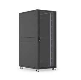 Шкаф напольный телекоммуникационный 19", 47U, 2277x800x1000мм, оснащен передней стеклянной дверью и съёмными боковыми панелями для удобного доступа к оборудованию. Модель укомплектована кабельным и щеточным вводами, полным комплектом заземления, регу