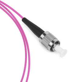 Оптический пигтейл ADVANT ADVOM4-PT03-FCU-LM, тип волокна: ОМ4 50/125. Разъем: FC/UPC, длина: 3, оболочка: LSZH, диаметр: 0.9, цвет: Маджента