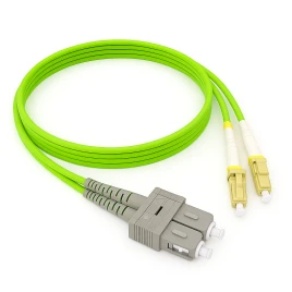 Патч-корд ADVANT ADVOM5-PCD005-LCSC-UU-LL, Duplex, тип волокна: MM 50/125 (OM5). Разъемы: LC/UPC-SC/UPC. Длина: 0,5, оболочка: LSZH, диаметр кабеля: 3
