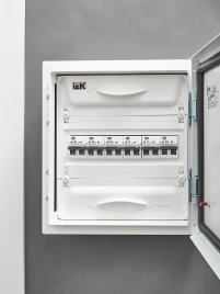 ARMAT Авт. выкл. M06N 2P B 20А IEK