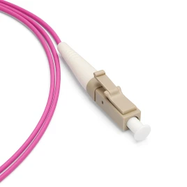 Оптический пигтейл ADVANT ADVOM4-PT03-LCU-LM, тип волокна: ОМ4 50/125. Разъем: LC/UPC, длина: 3, оболочка: LSZH, диаметр: 0.9, цвет: Маджента