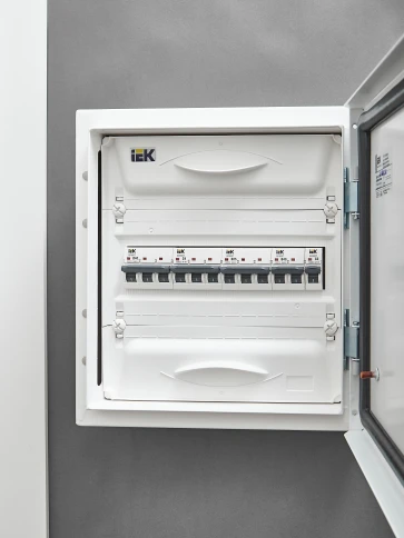 ARMAT Авт. выкл. M10N 3P C 4А IEK фото 4
