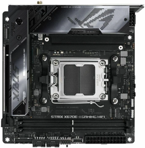 ASUS ROG STRIX X670E-I GAMING WIFI фото 1