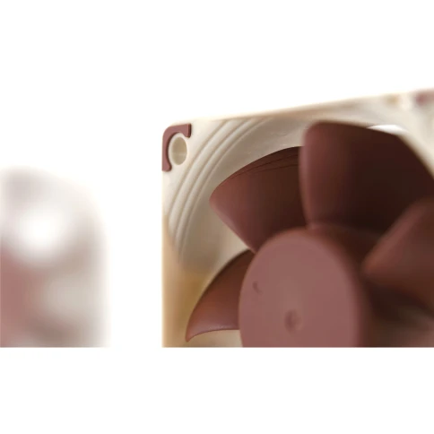 Кулер для корпуса/ Case Cooler Noctua NF-A6X25 5V PWM (60x60x25mm, 4-pin PWM, 29.2CFM, 19.3dBA, 3000RPM, Beige/Brown) фото 5