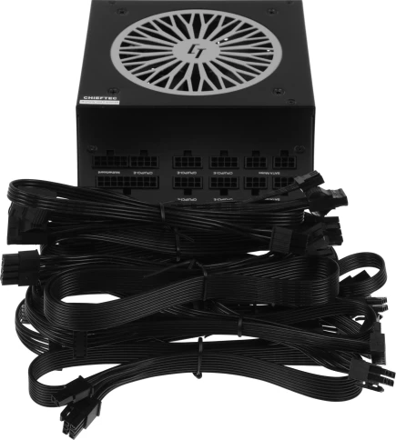 Блок питания Chieftec ATX 650W PowerUp GPX-650FC 80+ gold 24pin APFC 120mm fan 9xSATA Cab Manag RTL [GPX-650FC] фото 6