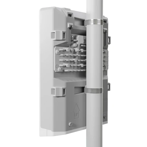 Коммутатор/ NetPower 16P outdoor 18 port switch, 16 Gb PoE-out ports, 2 SFP+ фото 3