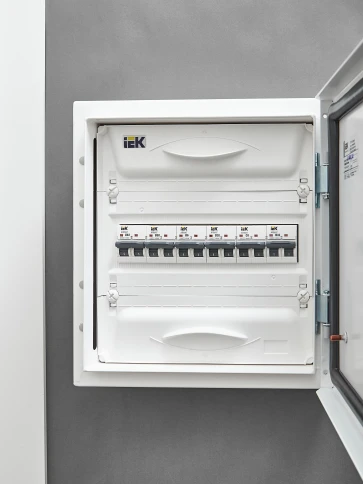 ARMAT Авт. выкл. M06N 2P D 20А IEK фото 4
