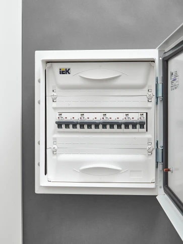 ARMAT Авт. выкл. M10N 3P C 63А IEK фото 2