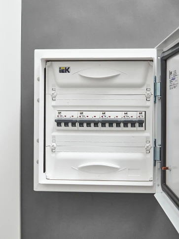 ARMAT Авт. выкл. M10N 3P D 10А IEK фото 10