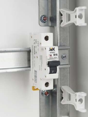 ARMAT Авт. выкл. M06N 1P B 16А IEK фото 1