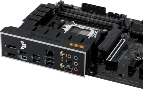ASUS TUF GAMING A620-PRO WIFI фото 10