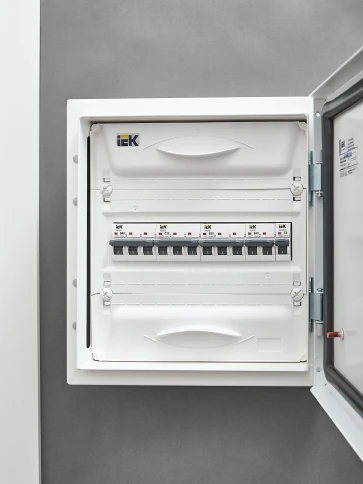 ARMAT Авт. выкл. M10N 3P C 32А IEK фото 1