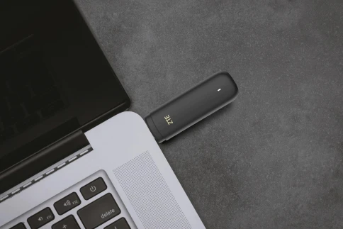 Модем 3G/4G ZTE F30Pro USB Wi-Fi VPN Firewall +Router внешний черный фото 8