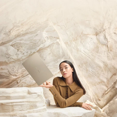 Ноутбук/ ASUS UX3407NA-QD100W 14"(1920x1200 OLED)/Qualcomm Snapdragon X2 Elite X2E-88-100(3.4Ghz)/32768Mb/1024SSDGb/noDVD/Int:Shared/Cam/BT/WiFi/70WHr/war 1y/0.99kg/Zabriskie Beige/Win11Home + маг-алюм корп; +чехол фото 8