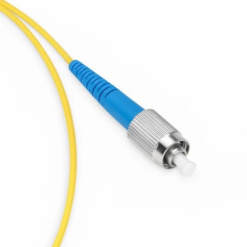 Оптический пигтейл ADVANT ADVOS2-PT005-FCU-LY, тип волокна: OS2 9/125. Разъем: FC/UPC, длина: 0,5, оболочка: LSZH, диаметр: 0.9, цвет: Желтый фото 1