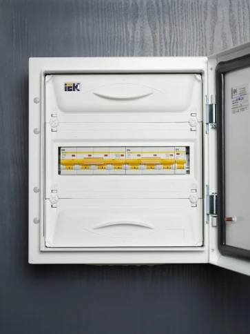 KARAT Авт. выкл. ВА47-100 4P D 100А 10кА IEK фото 6