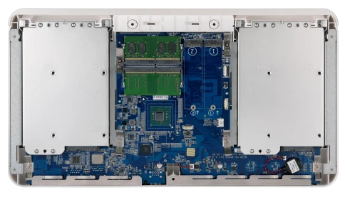 Сетевое хранилище без дисков/ SMB QNAP HS-453DX-8G 4-Bay NAS (2x 2.5"/3.5" SATA HDD/SSD) + 2 x M.2 2280 SATA 6Gb/s slots), Intel Celeron J4105 quad-core 1.5 GHz (up to 2.5 GHz), max 8GB DDR4 (2 x 4GB), 1x GbE LAN, 1x 10GbE фото 11